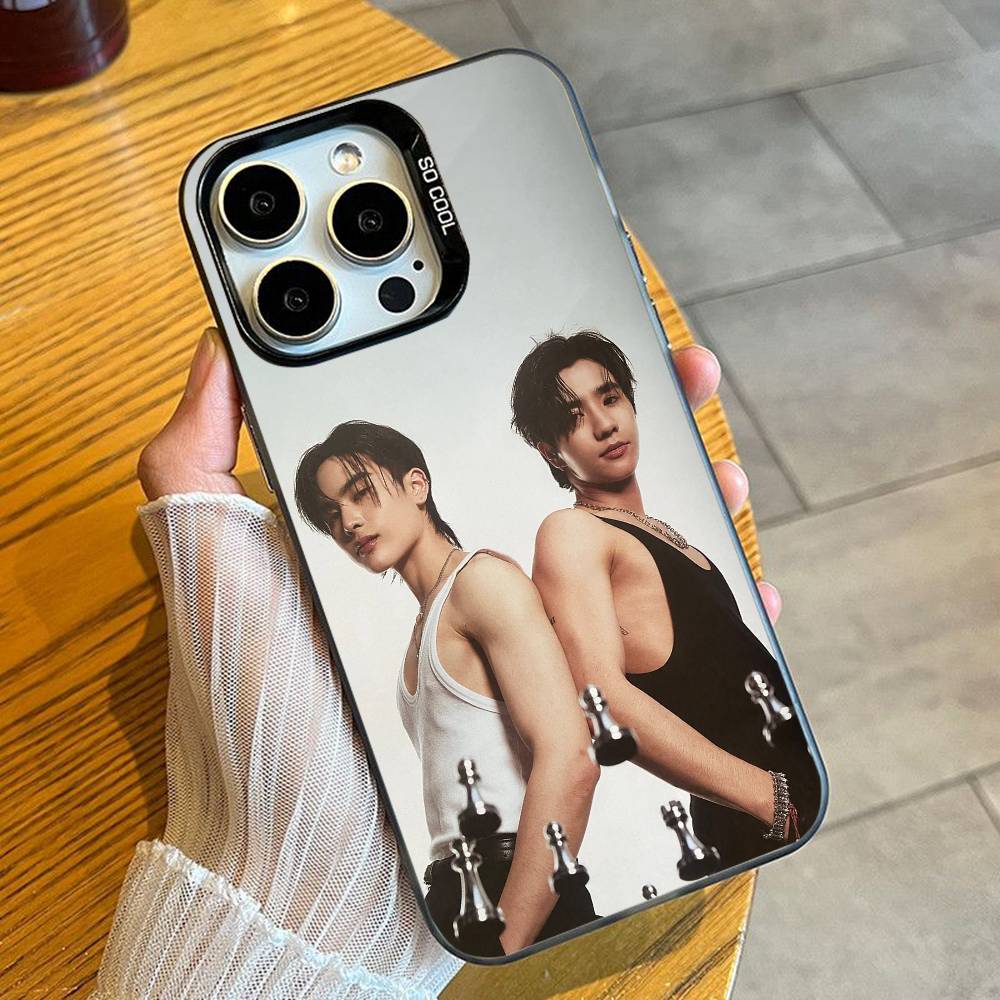 D-Devil K-Kiss Perth x Santa C - огляд і ціна Phone Cases Perth